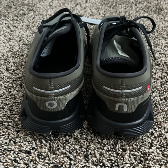 On Running Dark Green On Cloud Sneakers, NWOT - Picture 4 of 5